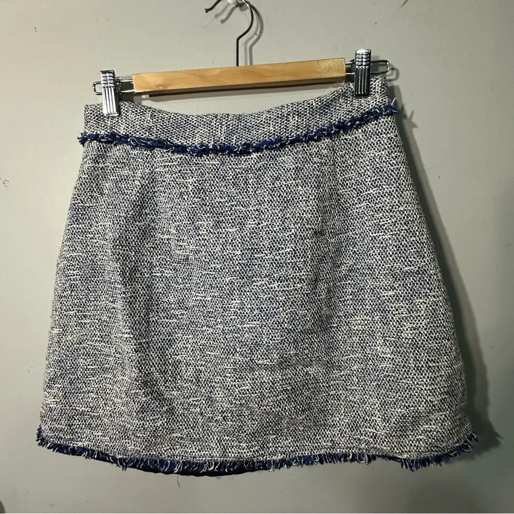 ZARA BASICS Chic Boucle Knit Tweed Skirt w/ Button-front Closure - Picture 5 of 6